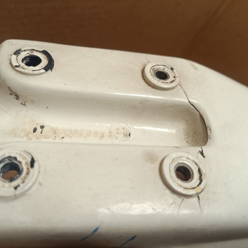 DT YZ front fender, genuine, painted, with crack