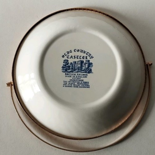 Πιάτο vintage Αγγλική πορσελάνη μεταχειρισμένο με χρυσό τελείωμα και χερούλι