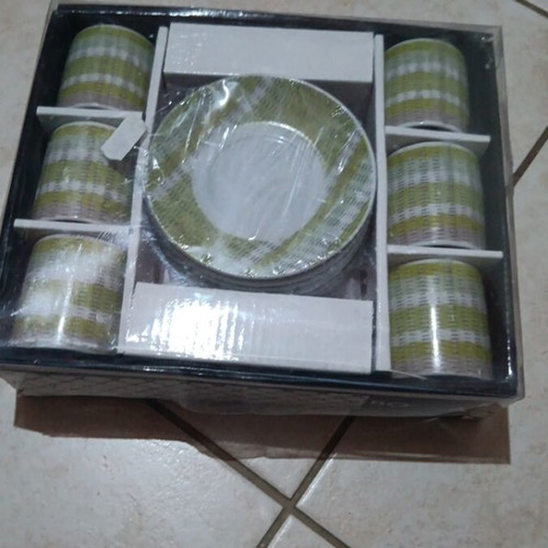 Set of cups