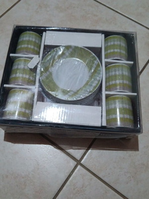 Set of cups