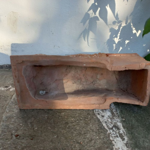 Ceramic corbel used, small size