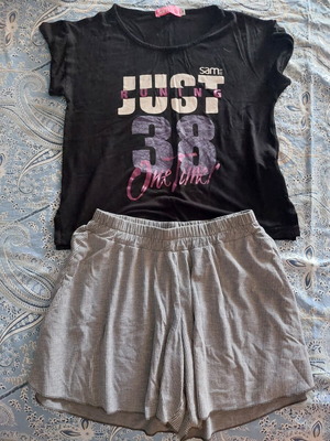 Girls' Pajamas size 14 like new, black and gray