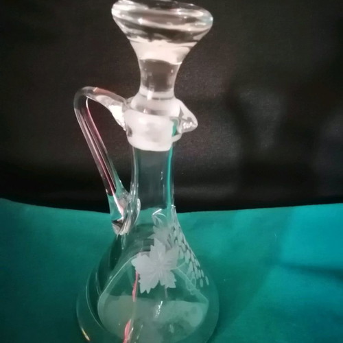 Crystal decanter