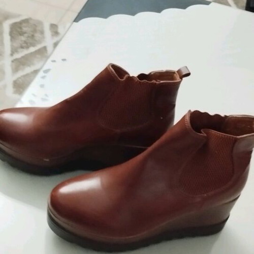 Ankle platform boots brown size 37 like new