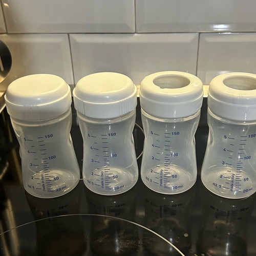 Chicco Breast Milk Storage Bottles 4 pcs 150ml used