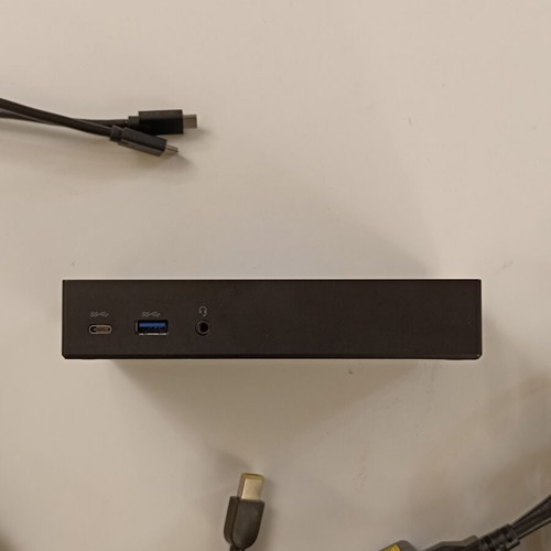 Lenovo USB-C Dock Station with 2 Display Ports like new