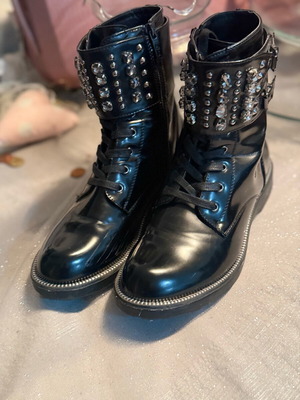 Black boots with strass size 39 used