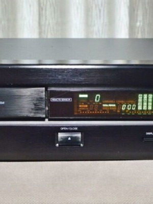 Onkyo DX-710 CD player και Pioneer CT-W503R διπλό κασετόφωνο για επισκευή