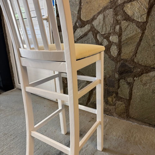 Stool refurbished, white matte lacquer finish