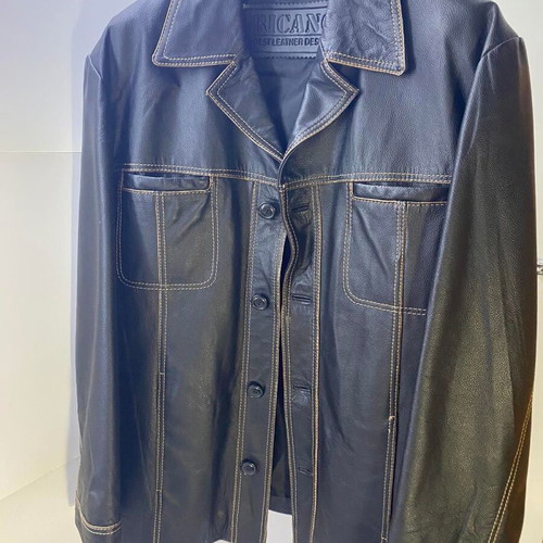 Ricano leather jacket size XL like new, black