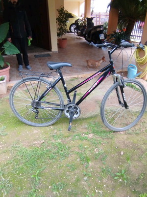 Orient women's bicycle like new, trekking 29 inch, black