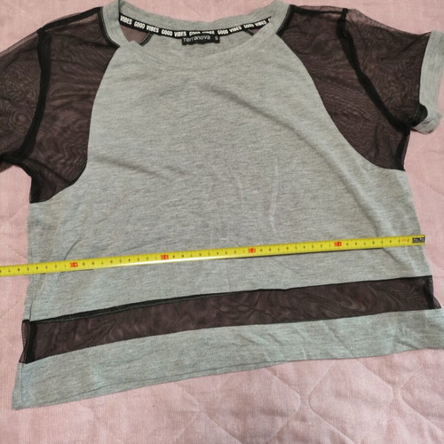 Short Sleeve Shirt used, size S, black and gray