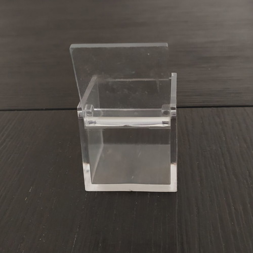 Plastic Storage Box like new, thick, 4x4x4 cm
