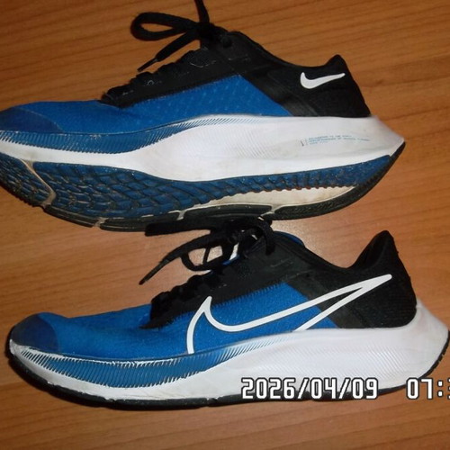 Nike Air Zoom Pegasus sneakers size 38 like new, white and blue
