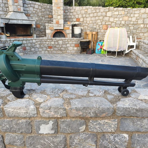 Electric leaf blower and vacuum with 40L bag