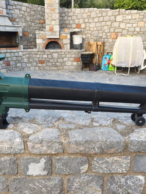 Electric leaf blower and vacuum with 40L bag