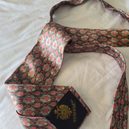 Faberge silk tie with unique pattern, like new, multicolor red