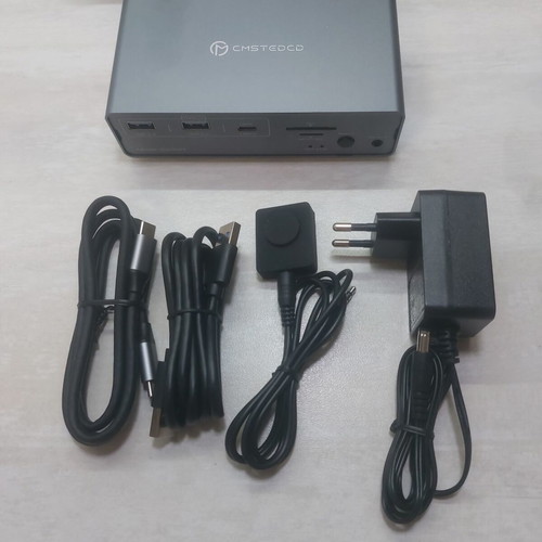 CMSTEDCD SW521 Professional KVM Switch Docking Station for 2 Computers and 2 Monitors