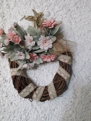 Decorative wreath used for front door and wall