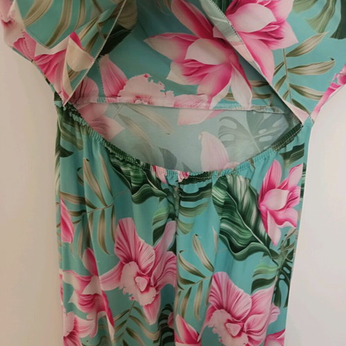 Midi floral dress like new, one size, veraman with fuchsia