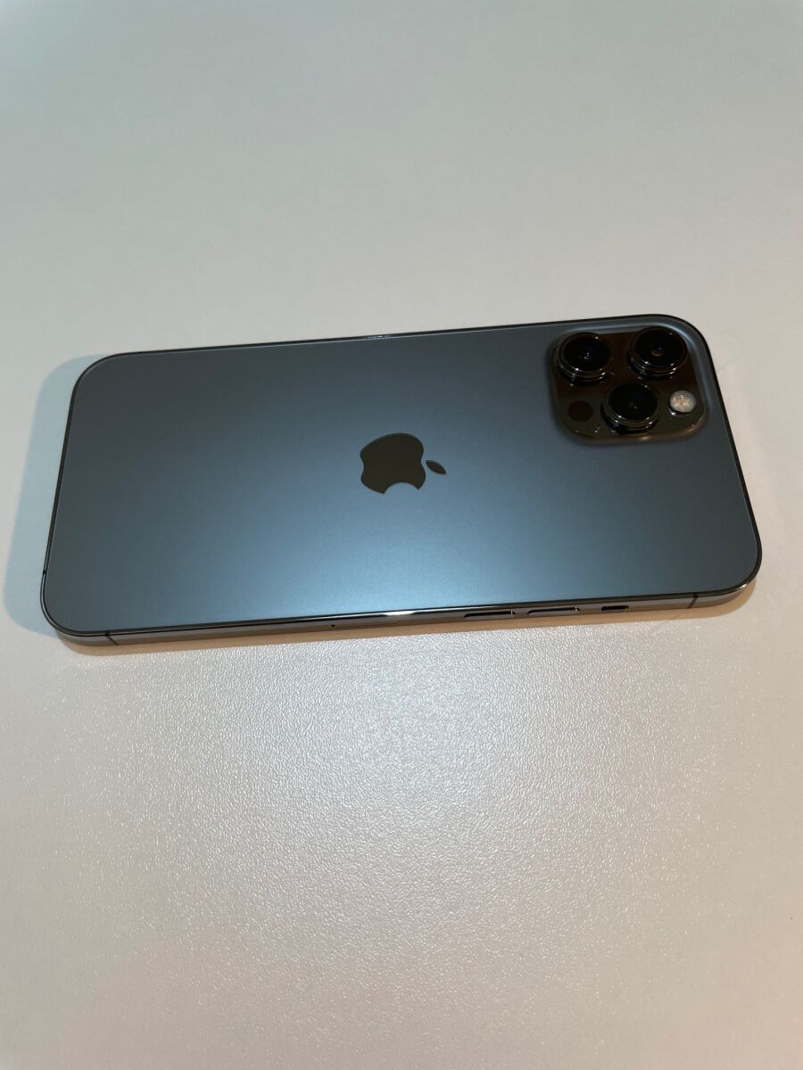 iPhone 12 Pro Max 128GB Graphite like new - € 300,00 - Vendora.cy