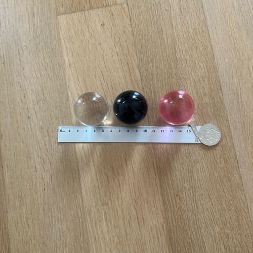 Crystal glass balls set of 3 like new