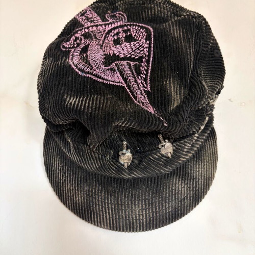 Brokedown Clothing Vintage καπέλο κοτλέ σαν καινούργιο, Y2K aesthetic
