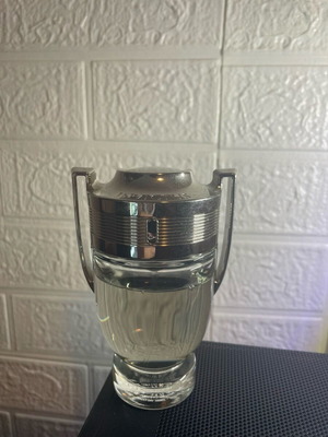 Paco Rabanne Invictus Eau de Toilette 100 ml like new