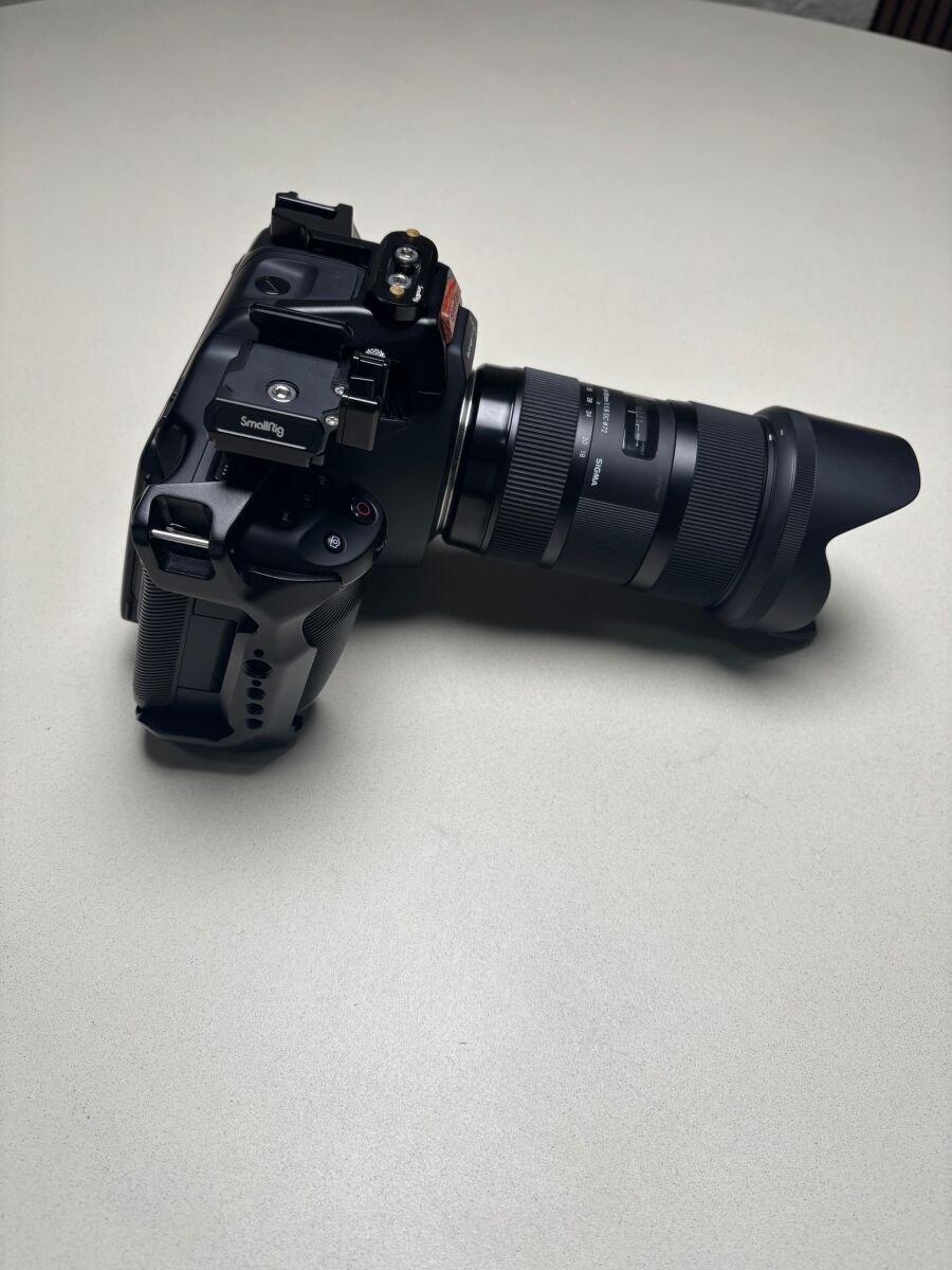 Blackmagic 6K Pro camera with Sigma… - € 1.800,00 - Vendora.cy