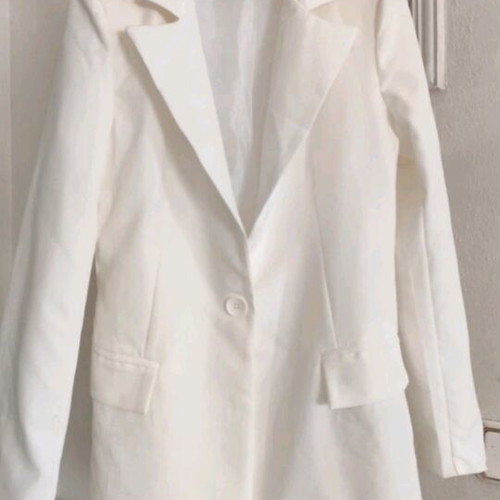 White blazer new, sizes S and M