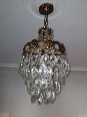 Classic ceiling light like new