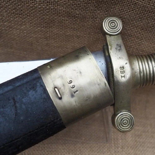 Decorative French sharpened sword used from 1831