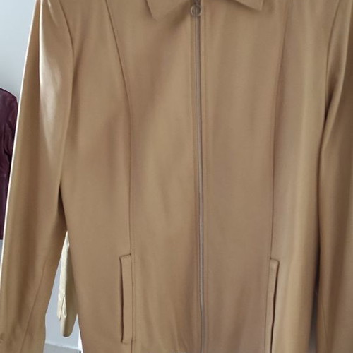 Gianni Italia leather jacket like new, size M, beige