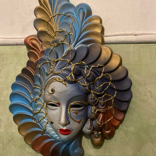 Ceramic mask from Venice like new, decorative wall art