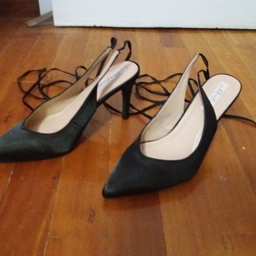 Satin pumps new size 37 black with ankle ties