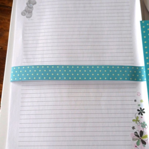 Letter writing set with teddy bear design new, 12 envelopes, 16 sheets