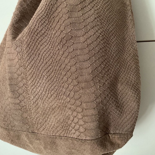 Leather shoulder bag beige like new, large size