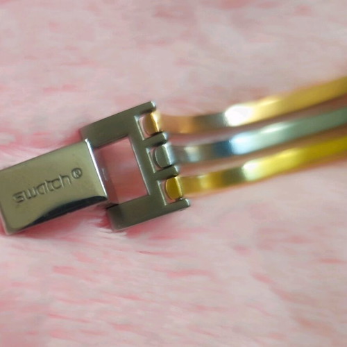 Swatch watch like new, gold and silver