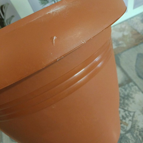 Plastic flower pots brown like new, pack of 6, 45x37 without saucers