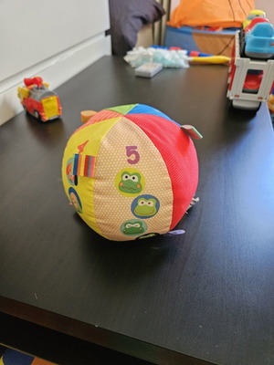 Musical ball Chicco like new for babies from 6 months