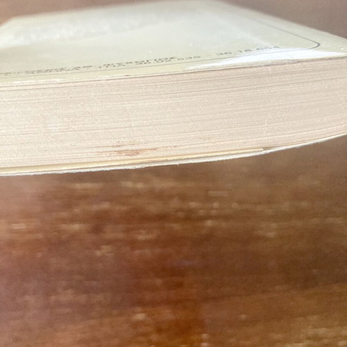 The Perfume by Patrick Süskind used, fifth edition, Greek