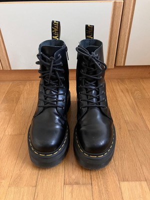 Dr. Martens Jadon No.40 boots like new, black (2025)