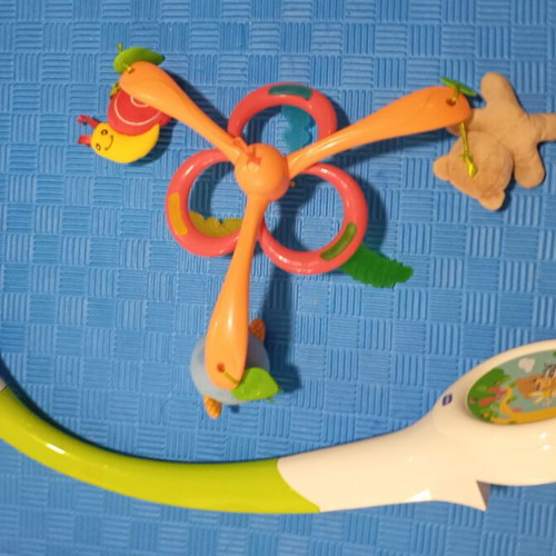 Fisher Price Mobile like new with soft music and moving ceiling figures