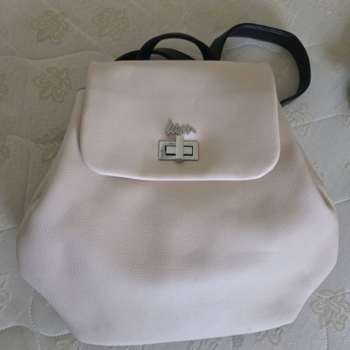 Kem backpack bag synthetic leather like new pink