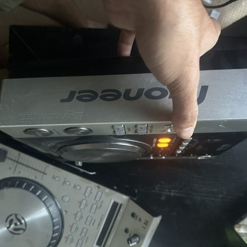 CDJ 200 Pioneer DJ equipment new