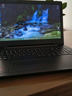 Lenovo IdeaPad 110-15ACL 15.6" A6-7310 APU 8GB RAM 128GB SSD + 500GB HDD σαν καινούργιο