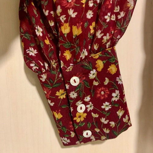 Stradivarius romantic shirt like new, burgundy with white buttons