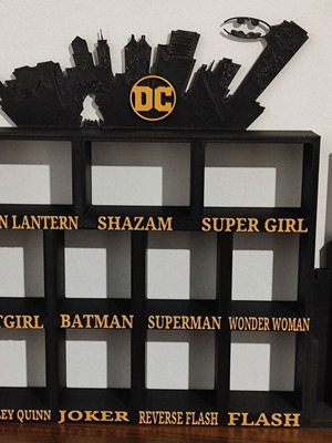 Βάση για kinder joy Funko Pop DC καινούργια 3D εκτυπωμένη