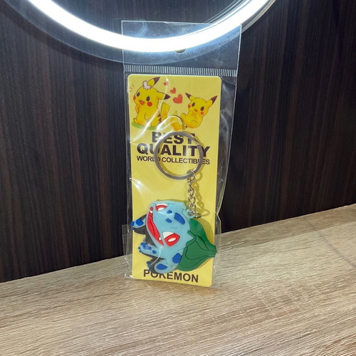 Pokémon Bulbasaur figure keychain new, PVC