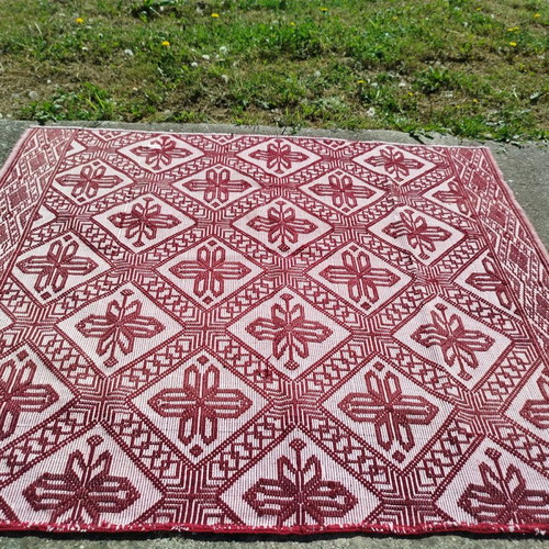 Vintage woven bed cover like new